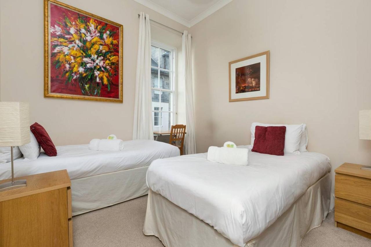 Altido George Square Apartment - Heart Of Old Town/University Edimburgo Esterno foto