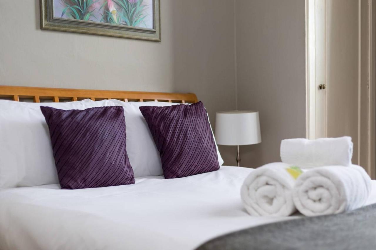 Altido George Square Apartment - Heart Of Old Town/University Edimburgo Esterno foto